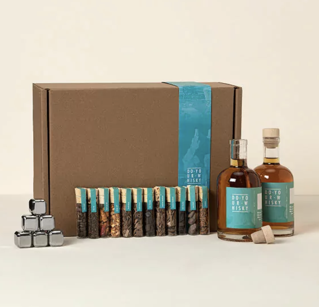 gifts-for-brother-whiskey-kit
