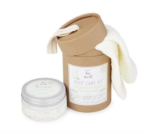 gifts for new moms foot kit