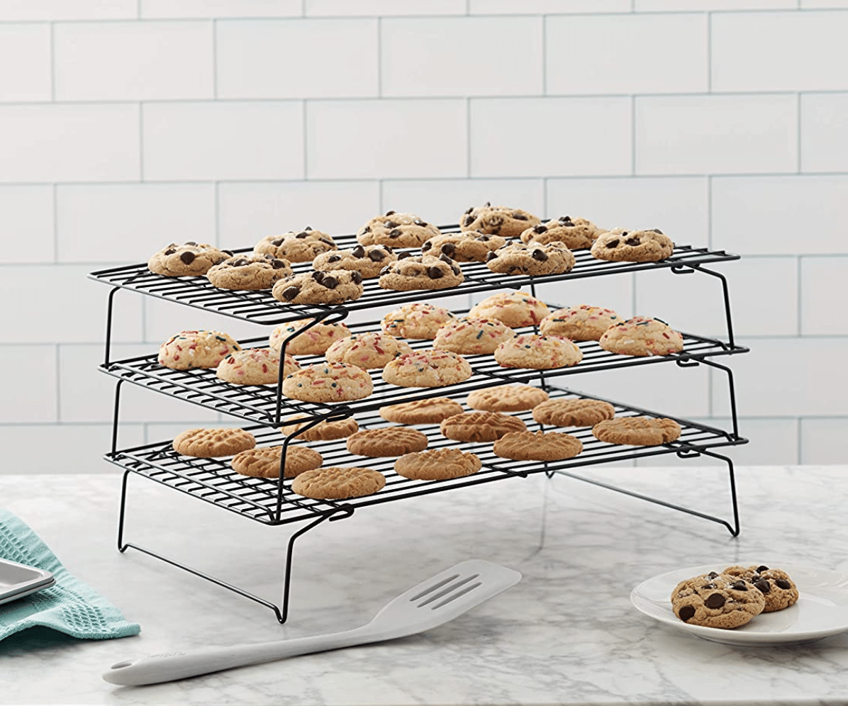 gifts-for-bakers-cooling rack