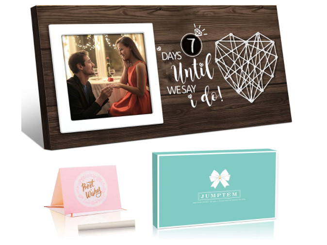 engagement-gifts-frame