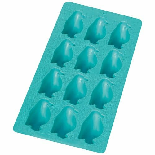 cute-penguin-gifts-ice-cubes