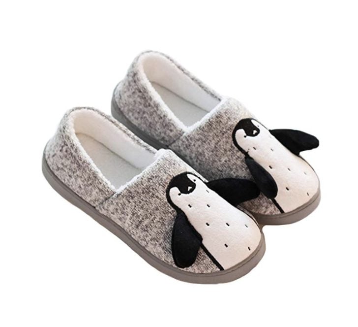 cute-penguin-gifts-slippers