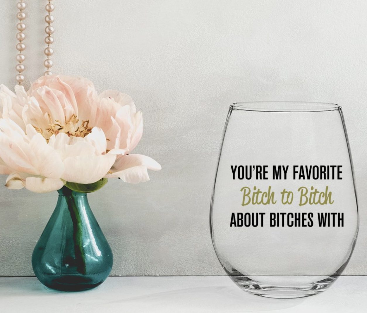 Long-distance-friends-gifts-wine-glass