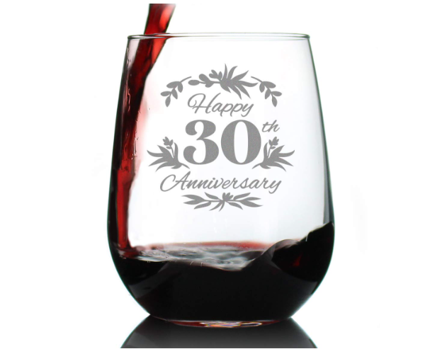 30th-anniversary-gifts-glass