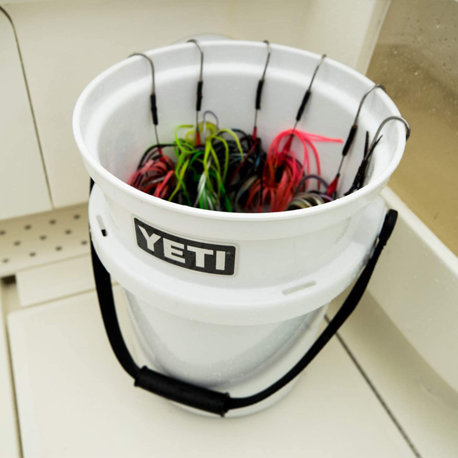 gifts-for-boaters-bucket