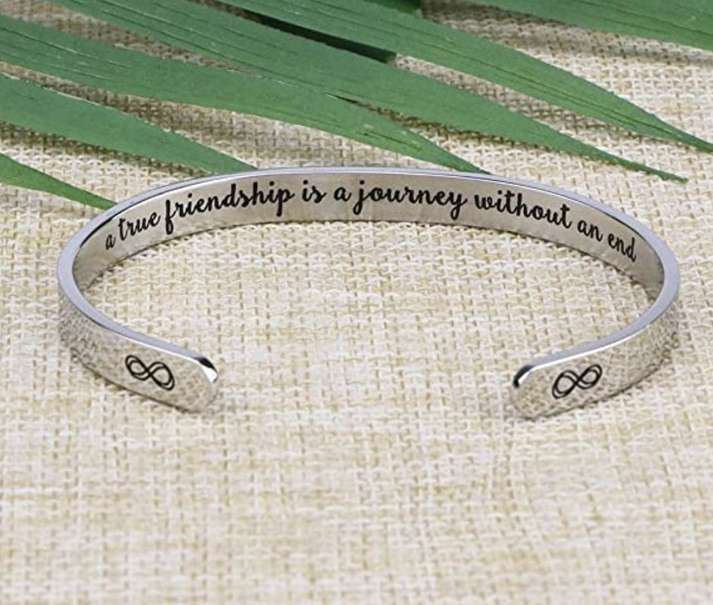 friendship-gifts-bracelet