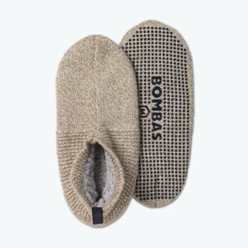 travel-gifts-for-men-slippers