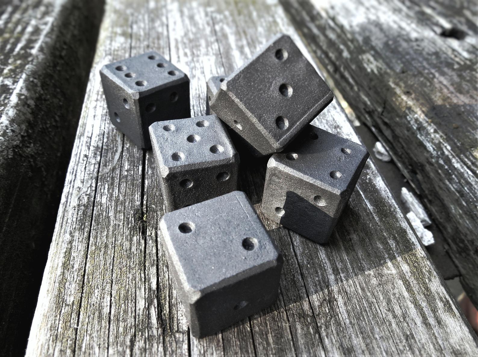 6-year-anniversary-gift-dice-set