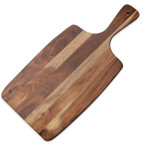 gifts-for-minimalists-cutting-board