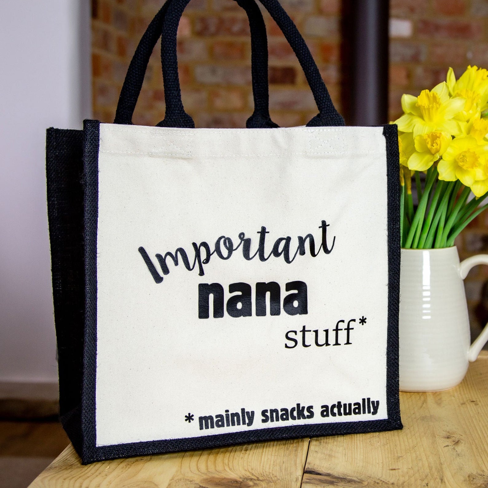25-gifts-for-new-grandparents-bag-for-nana