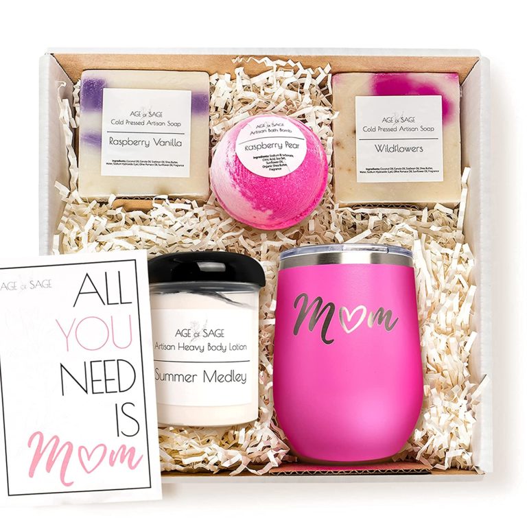 30 Epic Gift Sets For Women to Pamper And Indulge