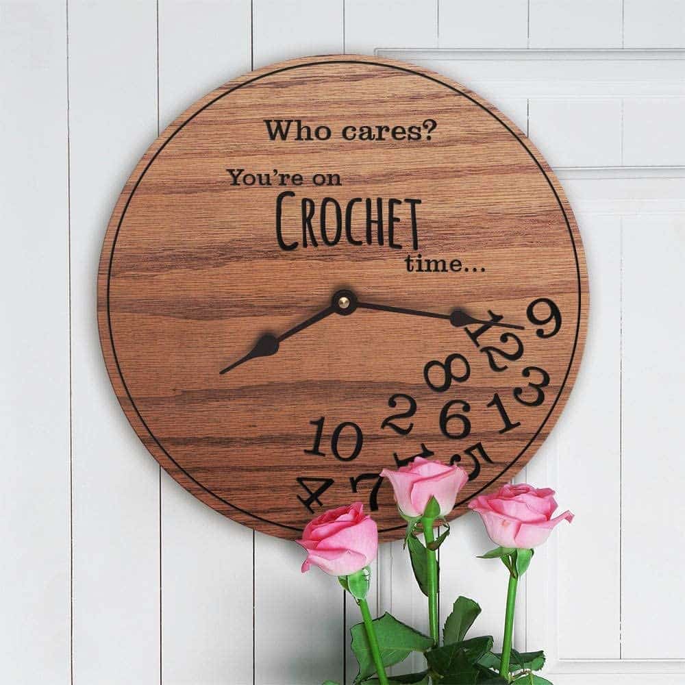 crochet-gifts-clock