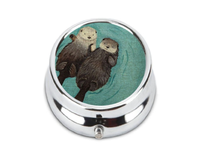 otter-gifts-pill-case