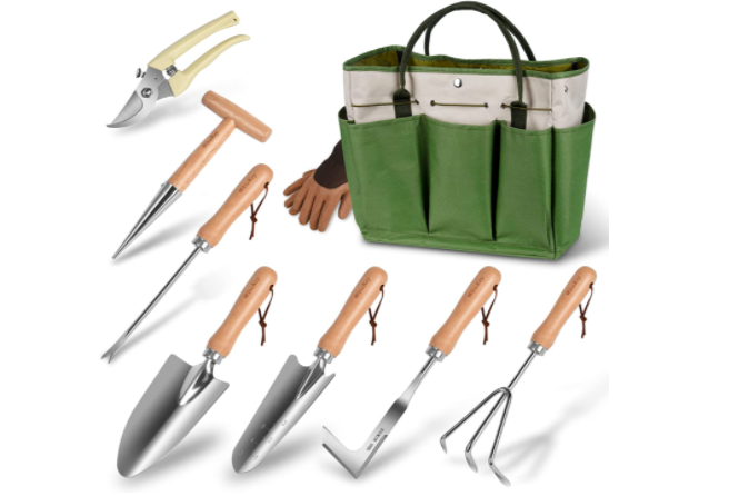 gifts-for-nature-lovers-garden-tools