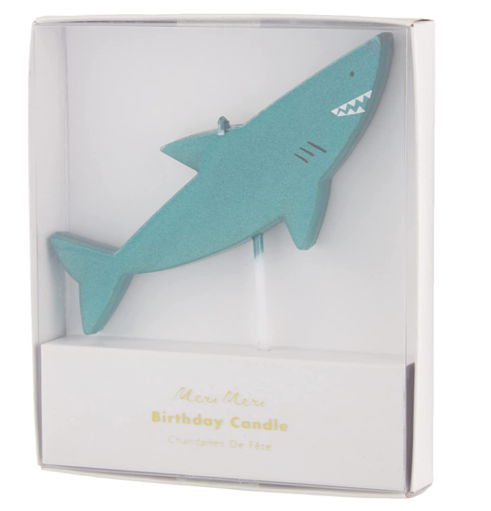 shark-gifts-candle