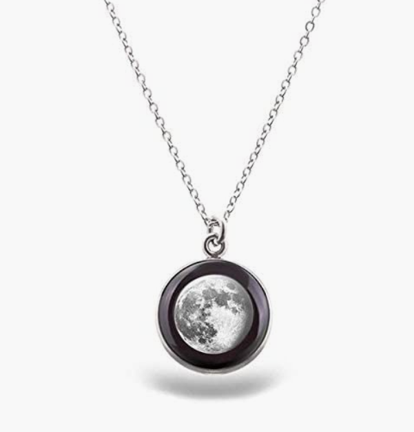 romantic-gifts-for-her-necklace