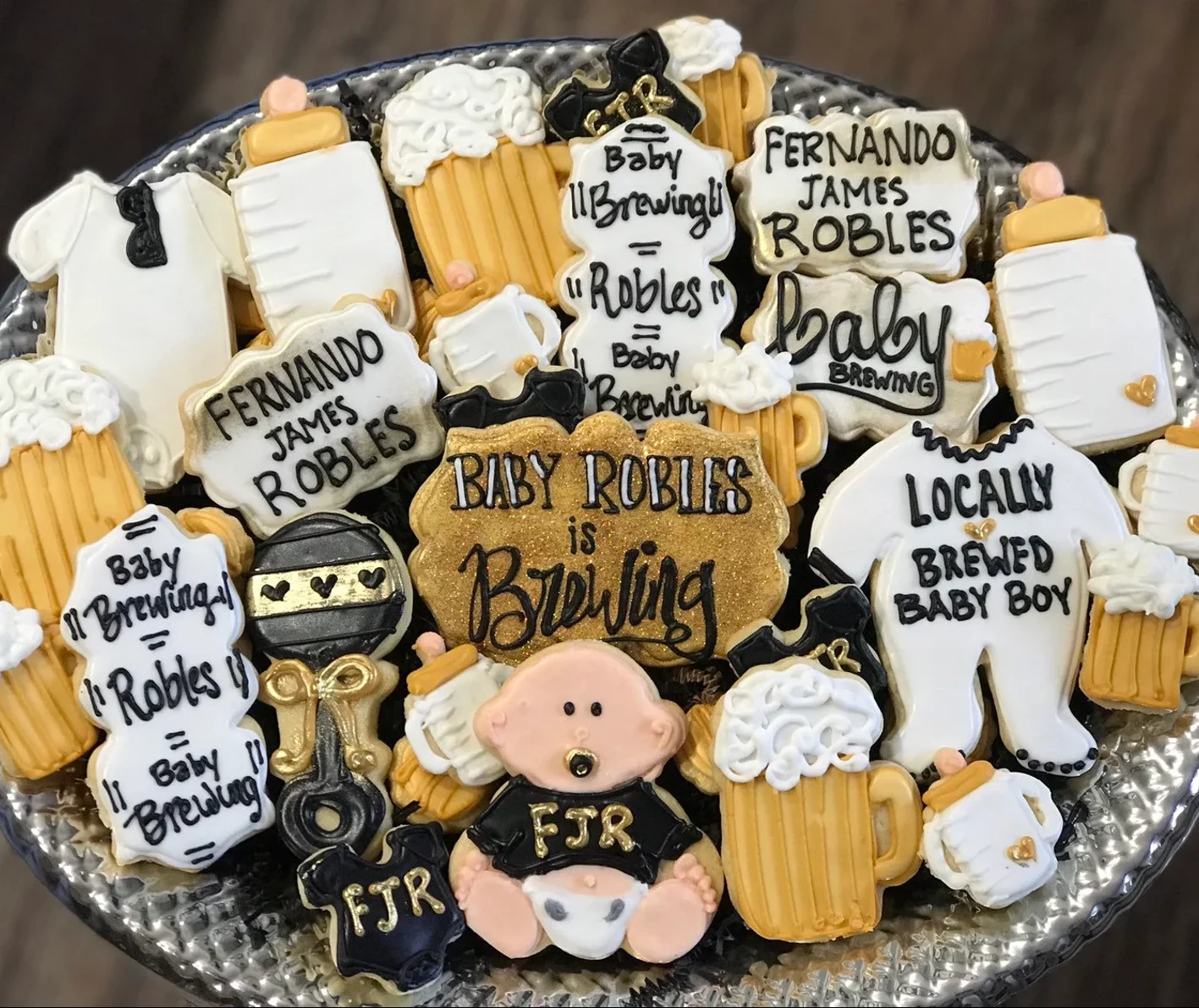 baby-is-brewing-baby-shower-cookies