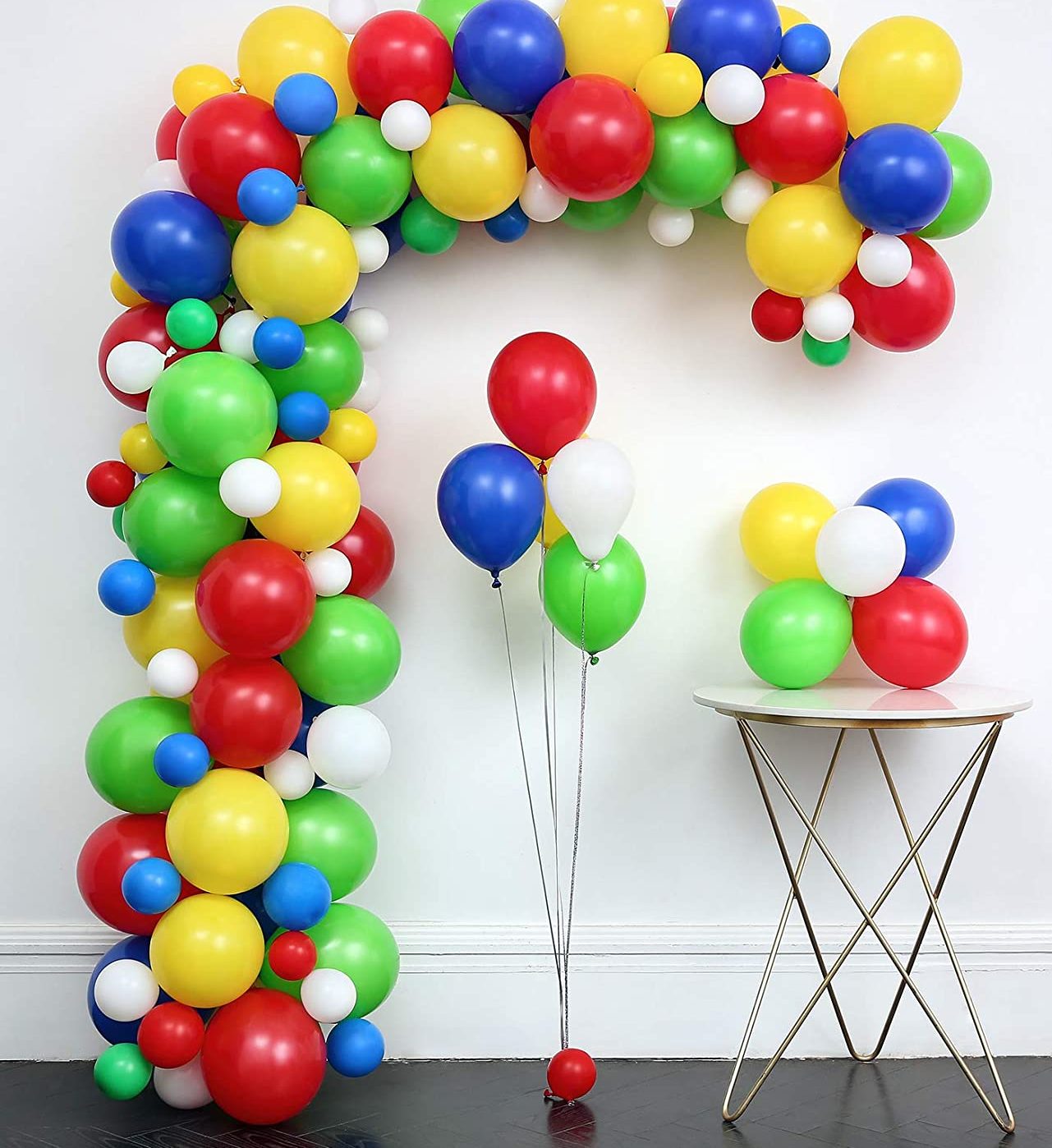 lego-party-ideas-balloons