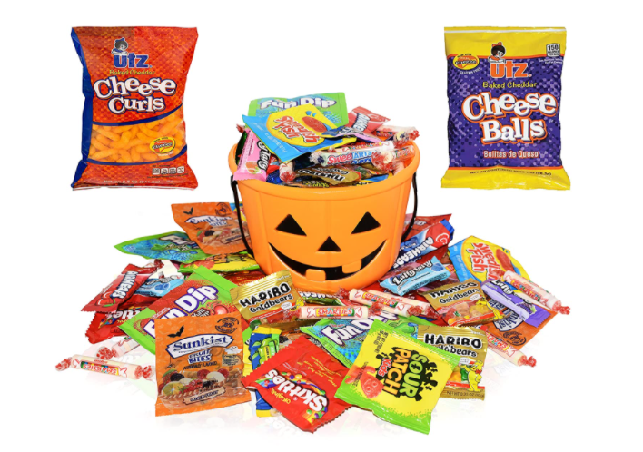 halloween-gifts-for-kids-snacks