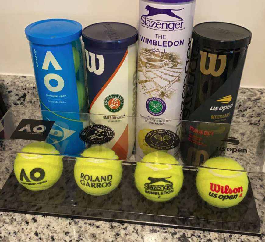 tennis-gifts-memorabilia-display