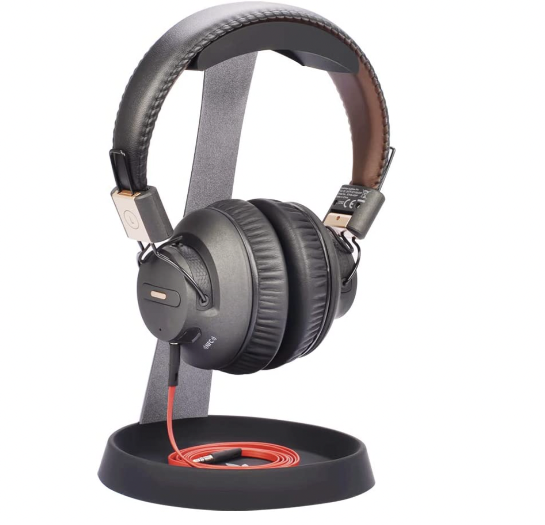 gifts-for-vinyl-lovers-headphone-stand